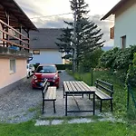 Malivojevic 公寓 Zirovnica