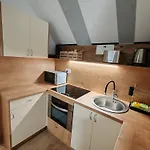 Malivojevic 公寓 Zirovnica