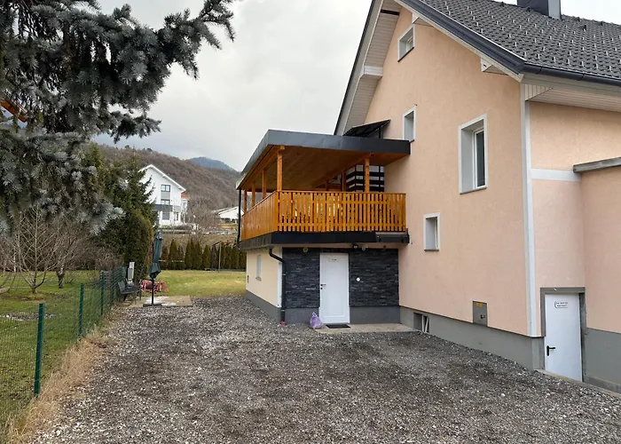 Apartment Malivojevic Zirovnica